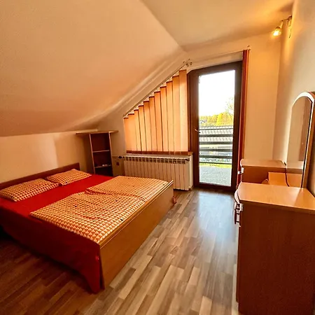 Debina Apartment Wojnicz