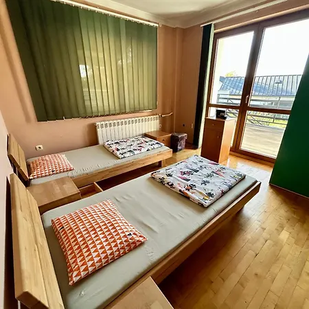 Debina Apartment *